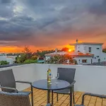 Casa Flores Вилла Карвоейру