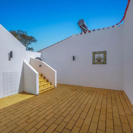 Casa Flores * Carvoeiro (Lagoa)