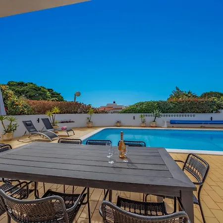 فيلة Casa Flores